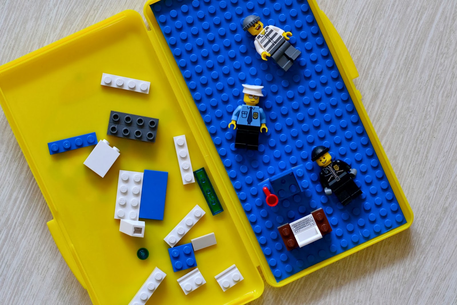 DIY Travel Lego Case, What to do with old baby wipes cases, DIY Lego 