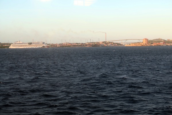 Curacoa First View