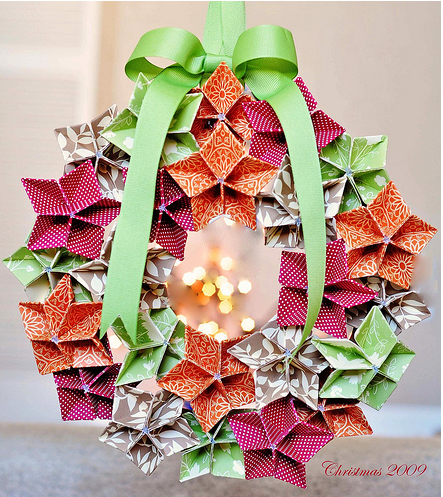 Origami Maniacs: Origami Flowers to Make a Christmas Wreath