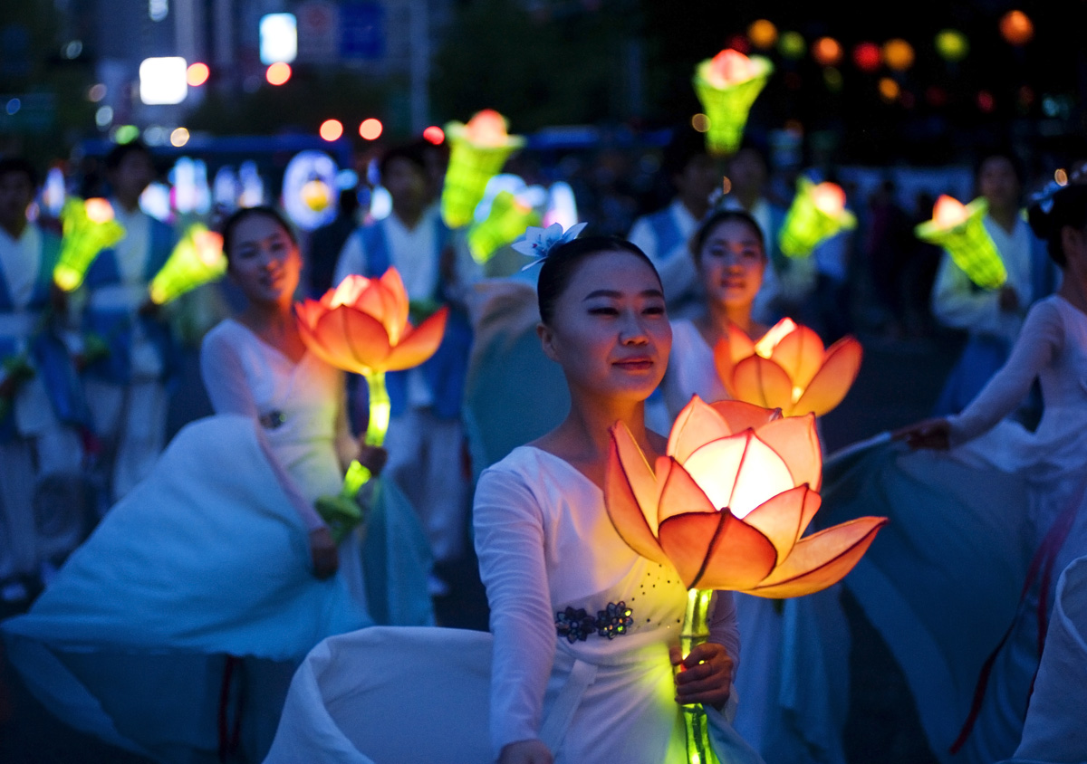 Seoul's Lotus Lantern Festival | Destination Images