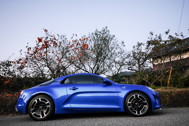 Alpine A110