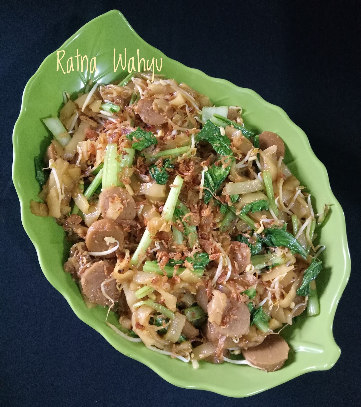 Kwetiau Goreng Bakso