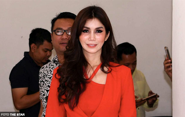 Muhammad Sajjad didakwa di mahkamah kerana berpakaian seperti wanita dalam majlis bacaan Yasin