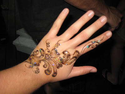You Got The Love Here is an example of the henna tattoo artist's work.