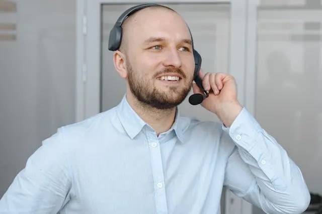 Vacante Supervisor Call Center Remoto Cali Supervisor de call center remoto trabajando desde casa en Cali