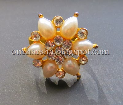 White pearl and stone studded Ring (2)