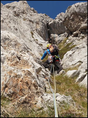 Escalando la Grieta Sur Este a la Torre de Altaiz, Picos de Europa