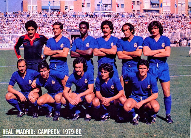 REAL MADRID C. F. Temporada 1979-80. García Remón, San José, Cunningham, Benito, Pirri y Camacho. Stilieke, Juanito, Del Bosque, Ángel y Santillana. A. D. RAYO VALLECANO 1 🆚 REAL MADRID C. F. 2 Domingo 16/09/1979, 12:00 horas. Campeonato de Liga de 1ª División, jornada 2. Madrid, estadio de Vallecas. GOLES: ⚽1-0: 40’, Robles. ⚽1-1: 51’, Santillana. ⚽1-2: 62’, Stielike.