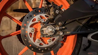 HD Images of KTM RC 200
