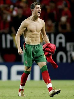 Ronaldo Quadriceps on 11933cristiano Ronaldo Jpg