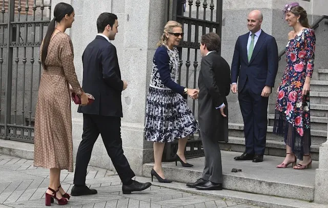 King Juan Carlos, Infanta Cristina, Infanta Elena, Juan Urdangarin, Felipe Juan Froilan and Victoria Federica