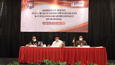 Sekdaprov Lampung Buka Bimtek Pengukuran IPKD Regional se-Sumatera