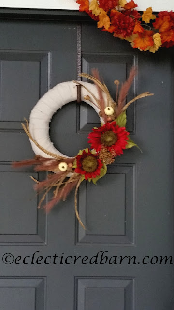 Fall Wreath. Share NOW. #falldecor #fall #fallwreaths #wreaths #eclecticredbarn