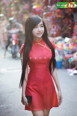 Elly Tran Ha