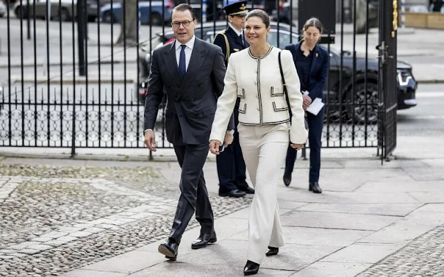Crown Princess Victoria wore a Lesley white boucle blazer with gold buttons by Andiata