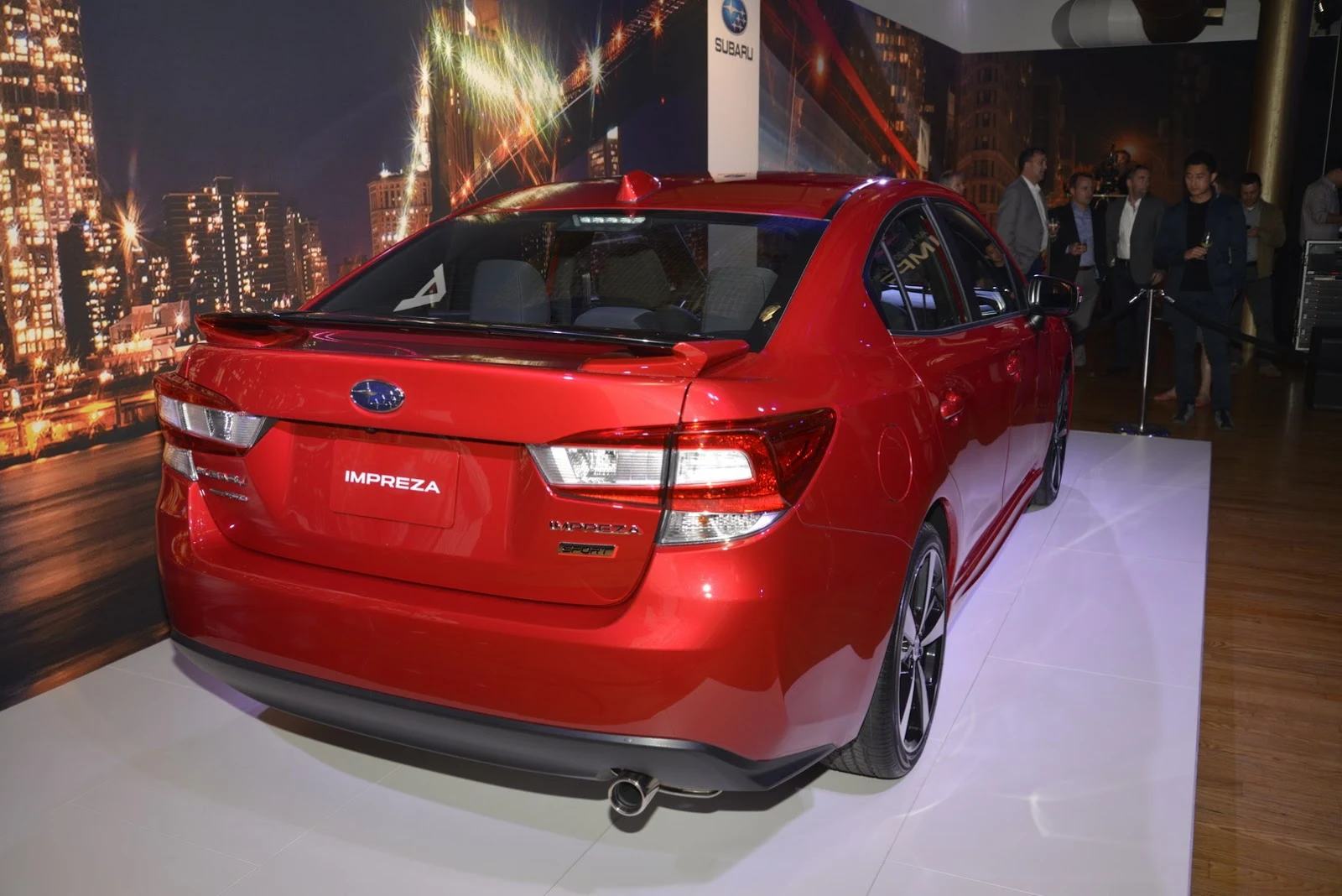 Cận cảnh Subaru Impreza 2017 tại New York Auto Show