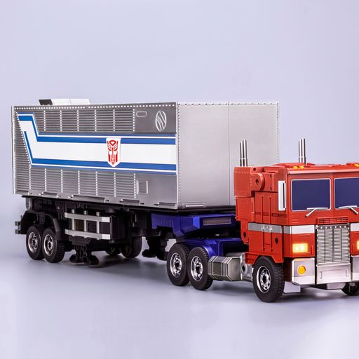 Flagship Transformers Optimus Prime Trailer