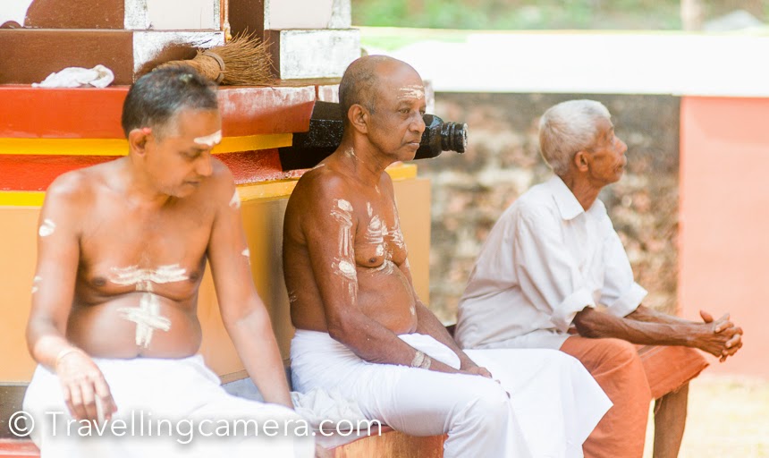 Theyyams are also classified in different categories and mainly influenced by religious beliefs. Theyyams are not only about dance and music. Lot of them are very good actors and mime artists. Their facial expressions are very special and the way those expressions change is hard to explain in words or express through photographs. While typing this, I realised that I haven't shot even a single video of Theyyams.