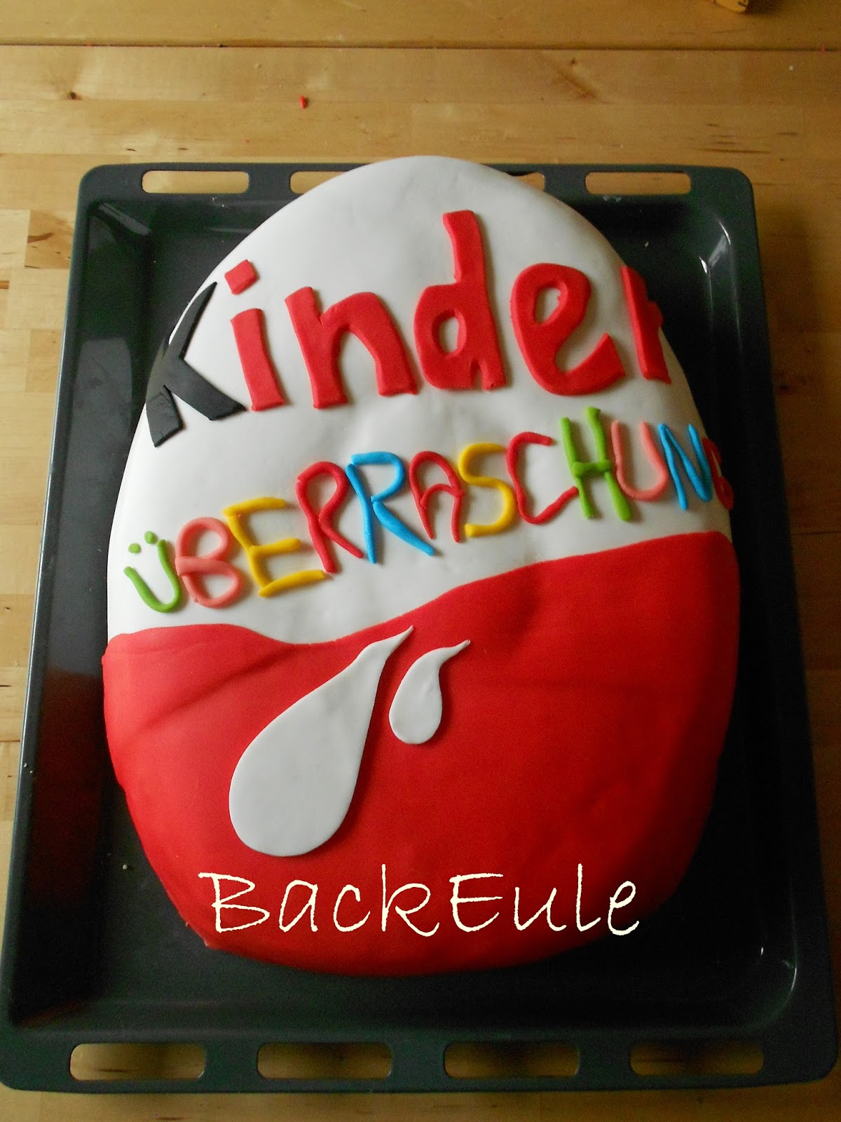 BackEule: Fondant-Torten