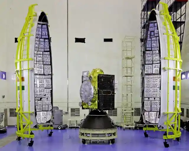 Chandrayaan 3 mission: ISRO's Chandrayaan 3 is ready, after connecting with the rocket, Chandrayaan 3 is ready for its mission-Moon.