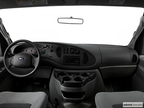 2008 Ford Econoline Passenger Vans dash view