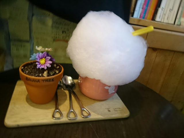 banana, tree, cafe. seoul. korea, cotton candy, cool , cute