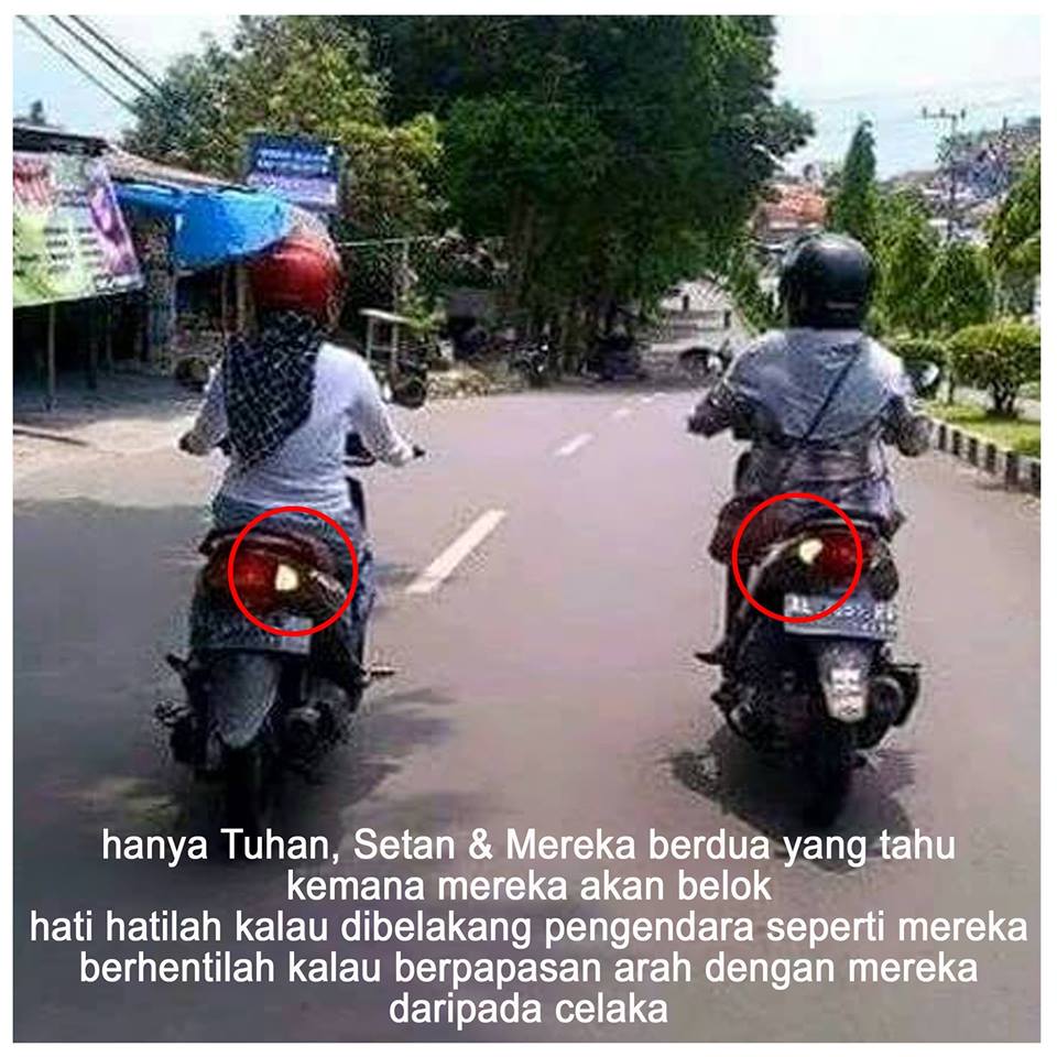 Heboh Ibu Ibu Pengendara Motor Lampu Sein Yang Bikin Bingung