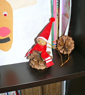 preschool christmas craft pinecone elf