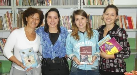 PROFª DARCI E FILHAS