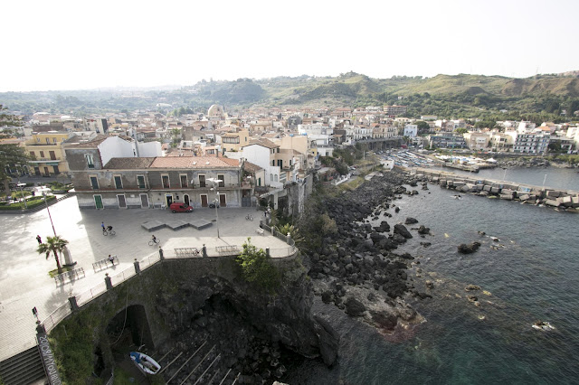 Vista dal Castello di Acicastello