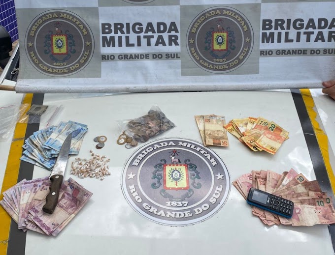 Brigadianos do 26° BPM prendem casal por tráfico de drogas em Cachoeirinha