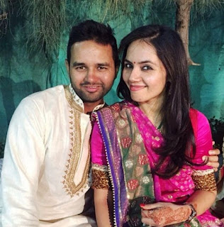 Parthiv Patel With His Wife 