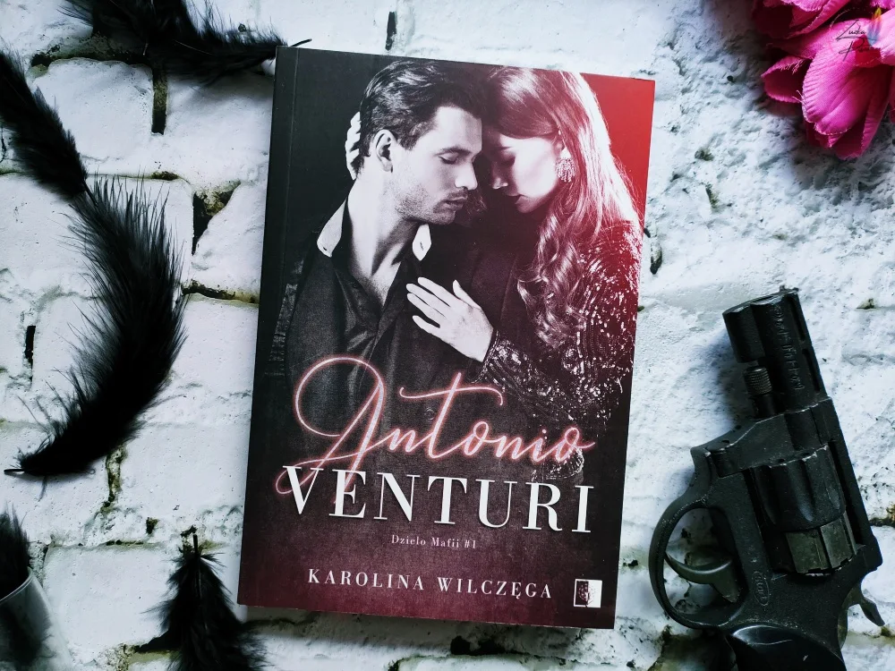 Karolina Wilczęga "Antonio Venturi" - recenzja książki