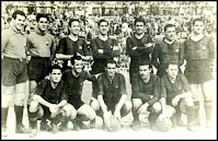 C. F. BARCELONA - Barcelona, España - Temporada 1949-50 - Velasco (portero suplente), Ramallets, Calvet, Corró, Cerveró, Sagrera y Seguer; Cánovas, Marcos Aurelio, Areito, Giménez y Navarro - C. F. BARCELONA 5 (Giménez 2, Areito, Navarro y Marcos Aurelio) STADE OLYMPIQUE DE MARSELLA 0 - 02/04/1950 - Partido amistoso - Barcelona, Campo de Las Corts