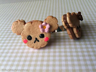 Kawaii cute Rilakkuma Cookie Strawberry, Chocolate Filled rings