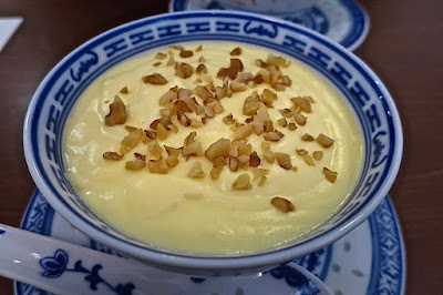 Jin Yu Man Tang Dessert Shop (金玉满堂甜品), fried custard walnut