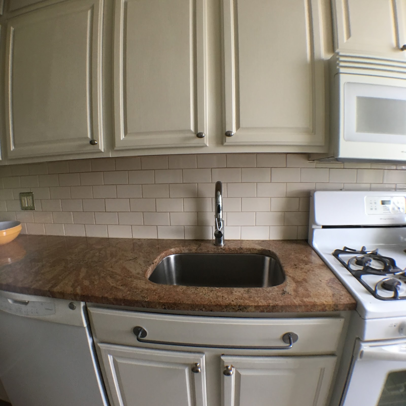 Renov8or Painting The Old Kitchen Cabinets To Match Kraftmaid Canvas Color