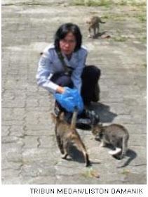 Magdalina Batubara, si Mama kucing dari Tanjung Pinggir