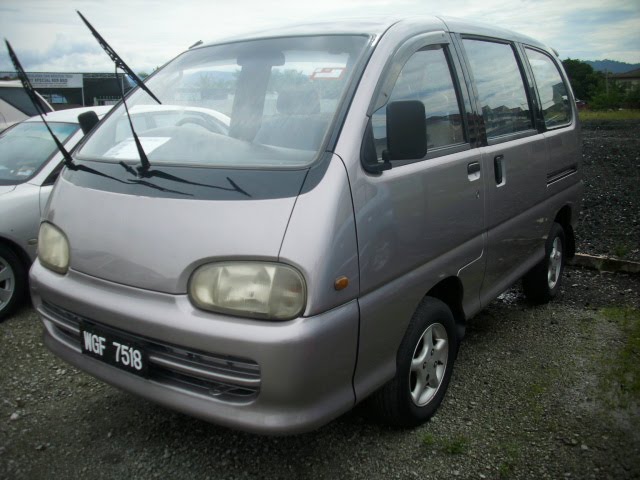 Menjual & membeli kereta terpakai: PERODUA RUSA 1.3 GX 