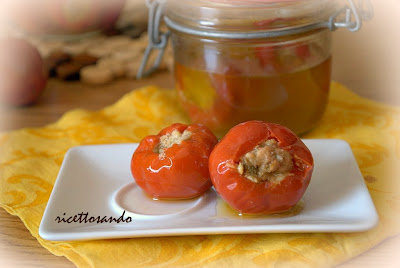 Peperoncini piccanti ripieni ricetta snacks