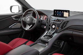 Interior view of 2019 Acura RDX A-SPEC