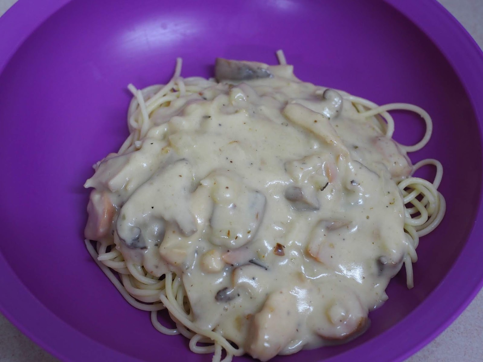 Nanyfadhly: Resepi Homemade Kuah Putih Spaghetti Carbonara