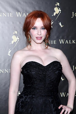 Hot Christina Hendricks’ Ample White Cleavage Pictures