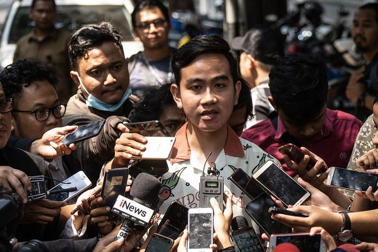 Usahanya Disebut Sudah Tak Laku, Putra Jokowi Semprot Warganet: Jaga Mulutnya, naviri.org, Naviri Magazine, naviri majalah, naviri