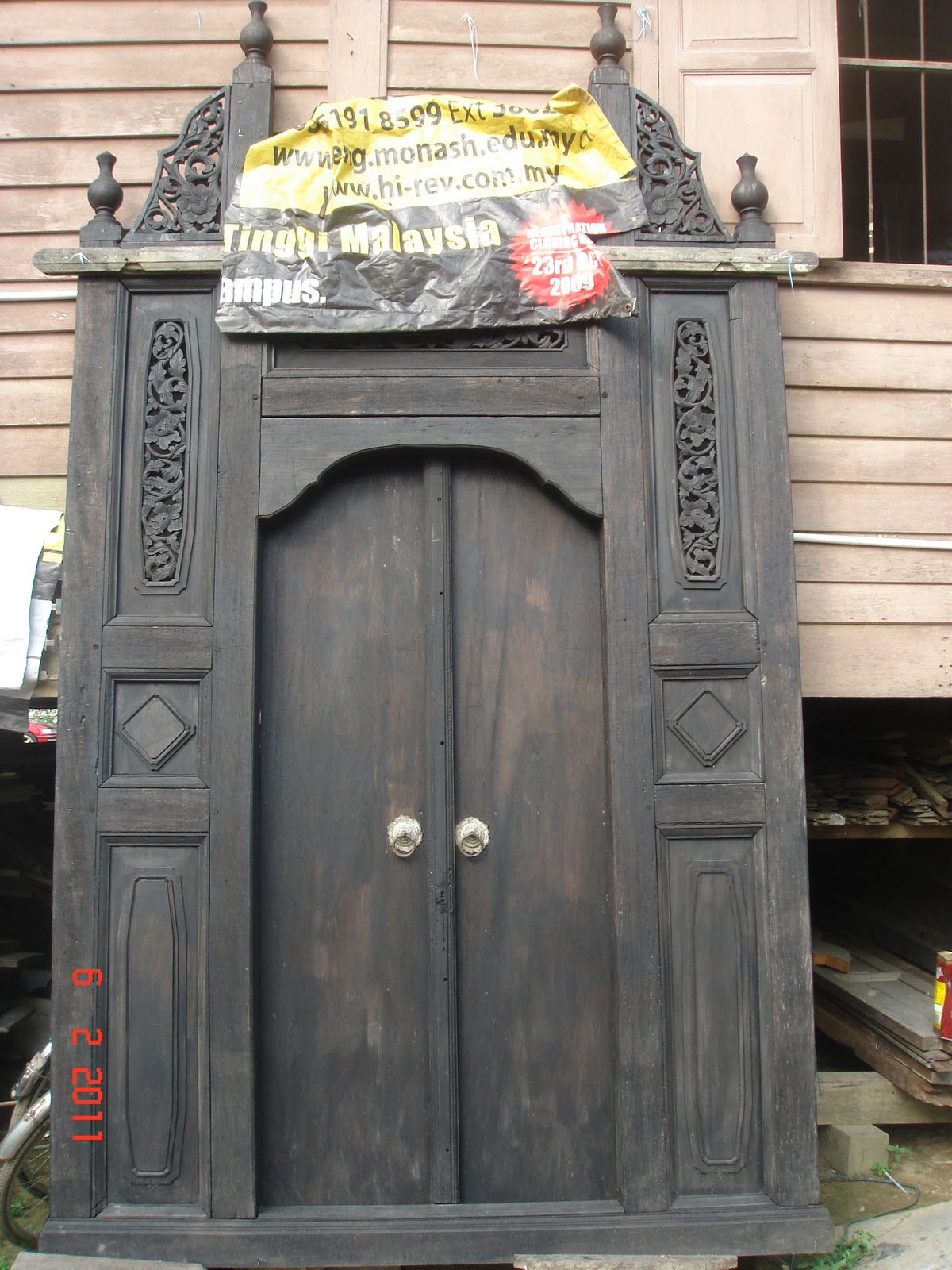 ZULL HERITAGE COLLECTIONS Pintu Rumah Antik Berukir