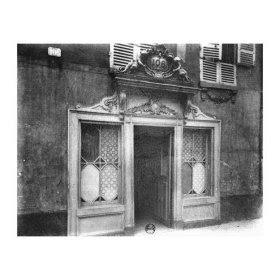 Eugène Atget: 106, Rue de Suffren, Entrance of a Brothel, 1900