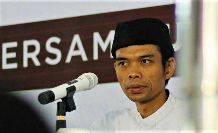 Kumpulan Foto Ustadz Abdul Somad Lc MA Terbaru Lengkap 