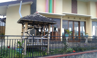 Villa Esturemen Panderman Hill | Penginapan Batu Malang