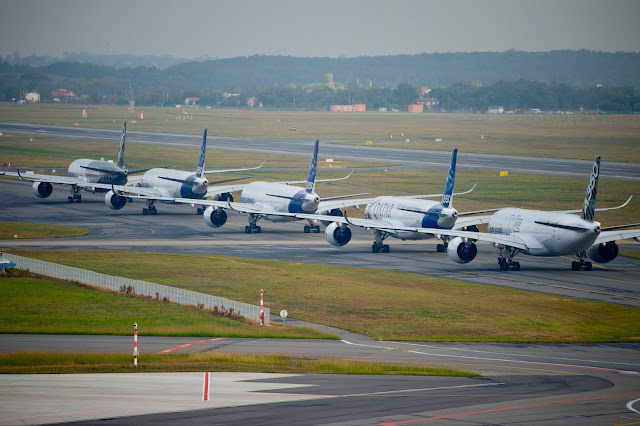 Airbus A350-900 XWB Lined Up