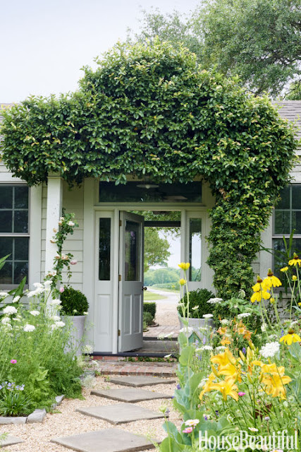 Louisiana Estate 